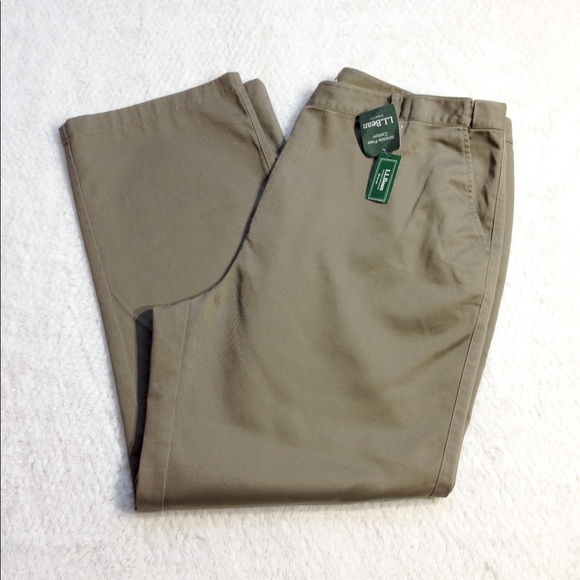 L.L. Bean Plus Size Wrinkle Free Pants - Picture 7 of 8